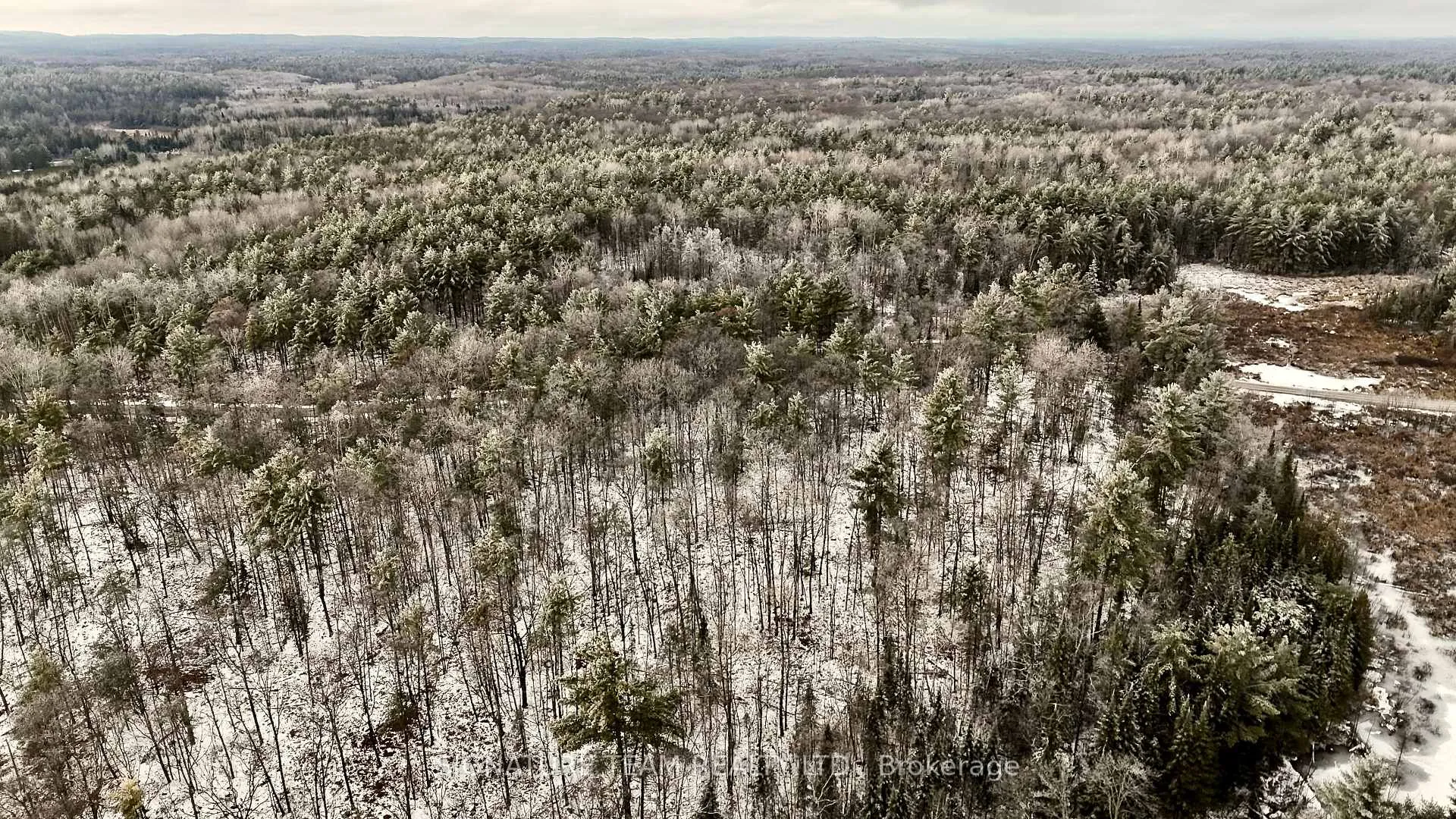 Photo 62 of 744 Black Creek Road, North Algona Wilberforce, North Algona/Wilberforce Twp — HOMEH