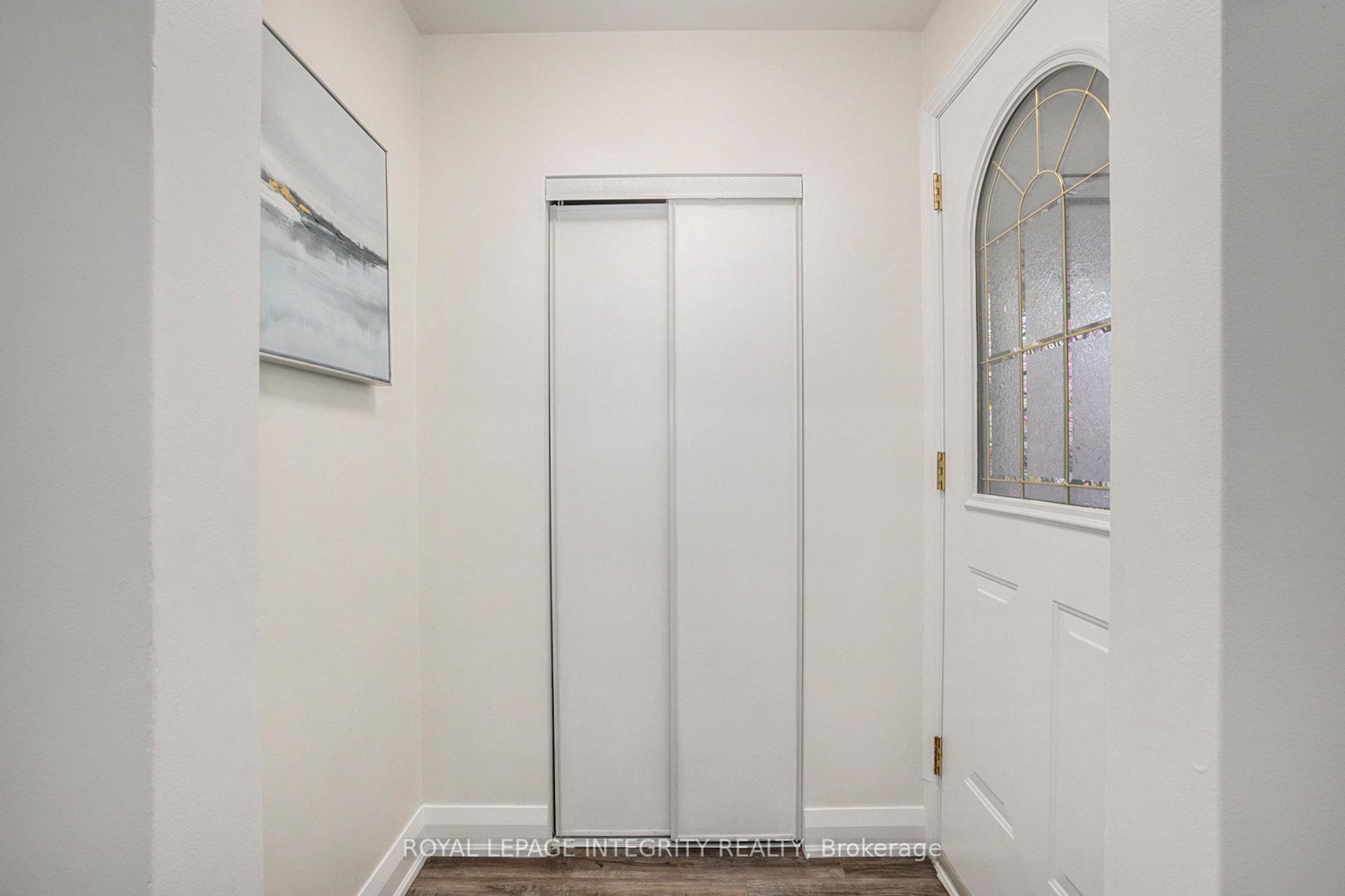 Photo 5 of 2321 Kay Street, Ottawa, Queensway Terrace South/Ridgeview — HOMEH