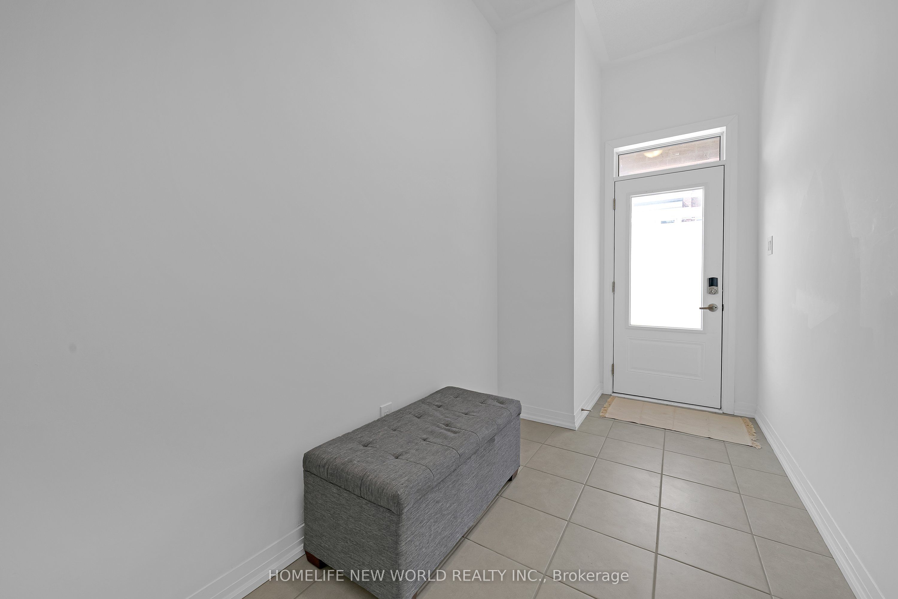 Photo 13 of 61 Carneros Way, Markham, Box Grove — HOMEH