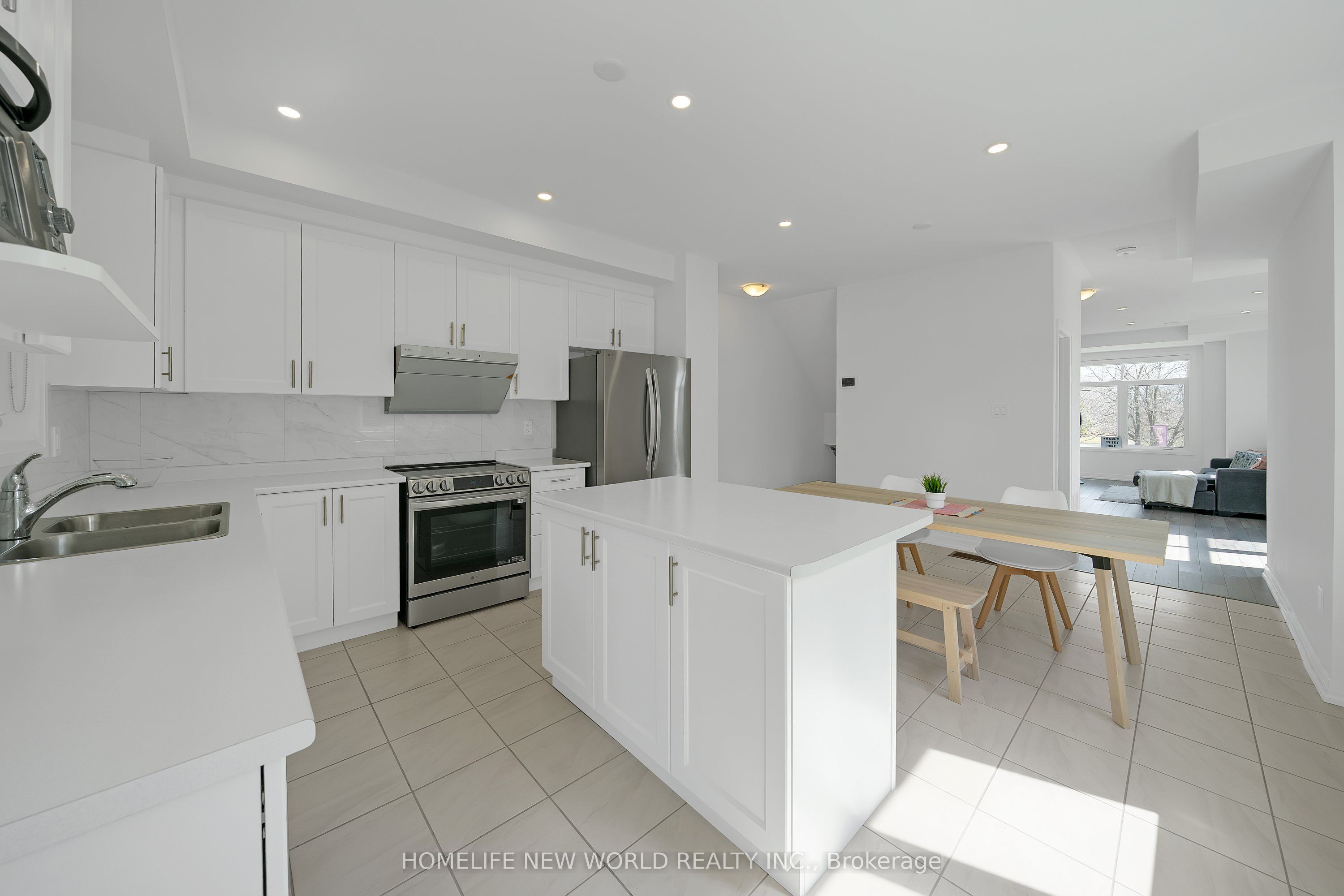 Photo 25 of 61 Carneros Way, Markham, Box Grove — HOMEH