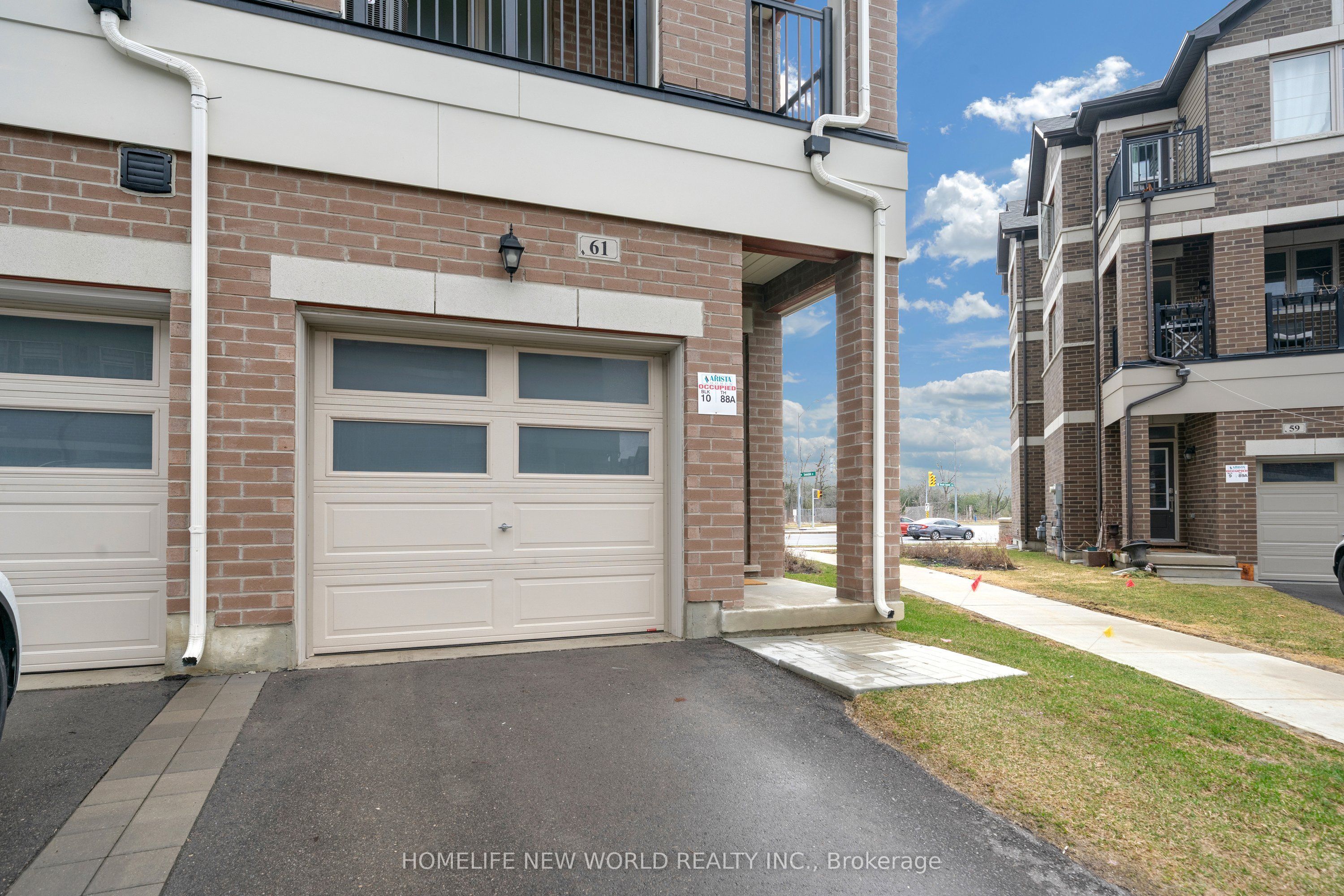 Photo 8 of 61 Carneros Way, Markham, Box Grove — HOMEH