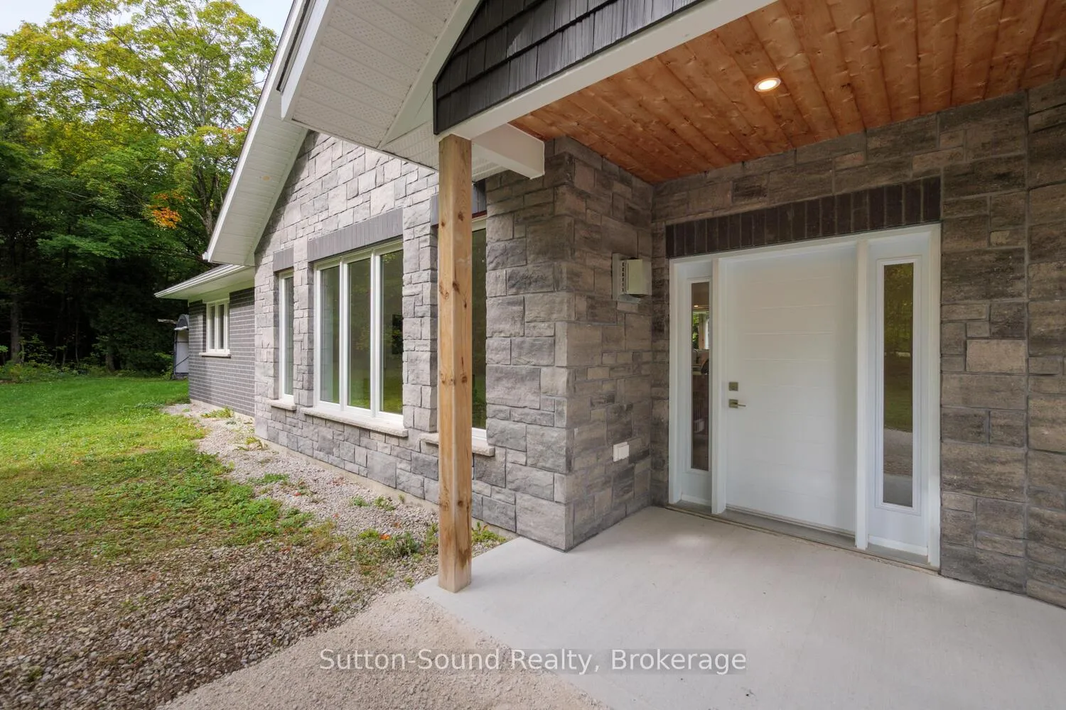 Photo 11 of 293 Everatt Side Road, Northern Bruce Peninsula — HOMEH