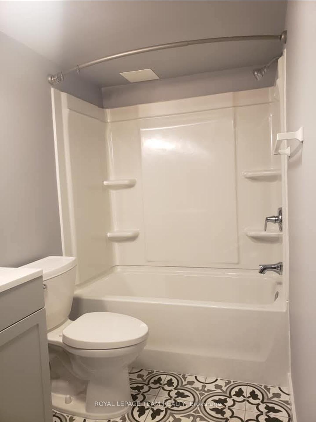 Photo 27 of 726 Cummings Avenue, Ottawa, Castle Heights/Rideau High — HOMEH