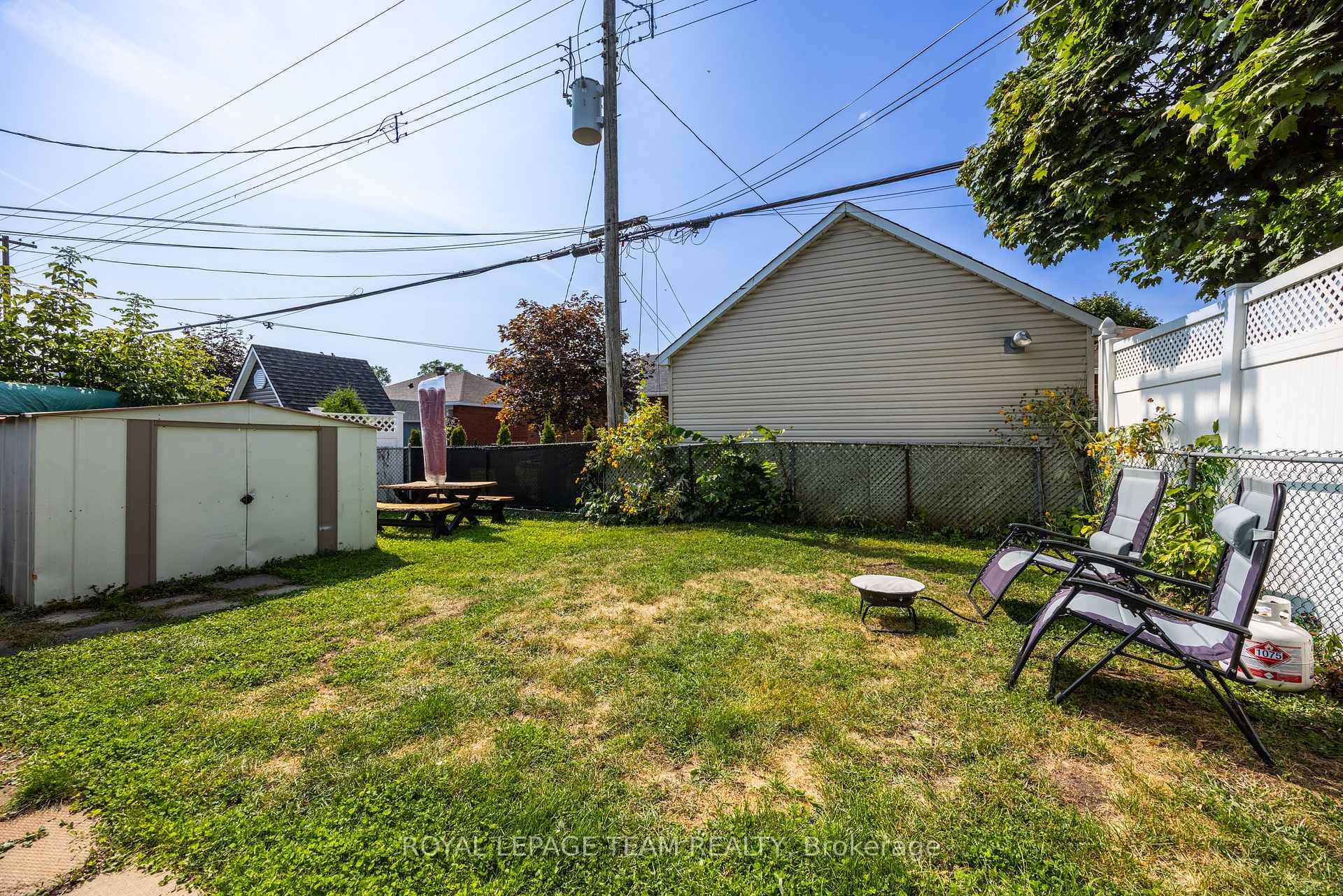 Photo 35 of 726 Cummings Avenue, Ottawa, Castle Heights/Rideau High — HOMEH