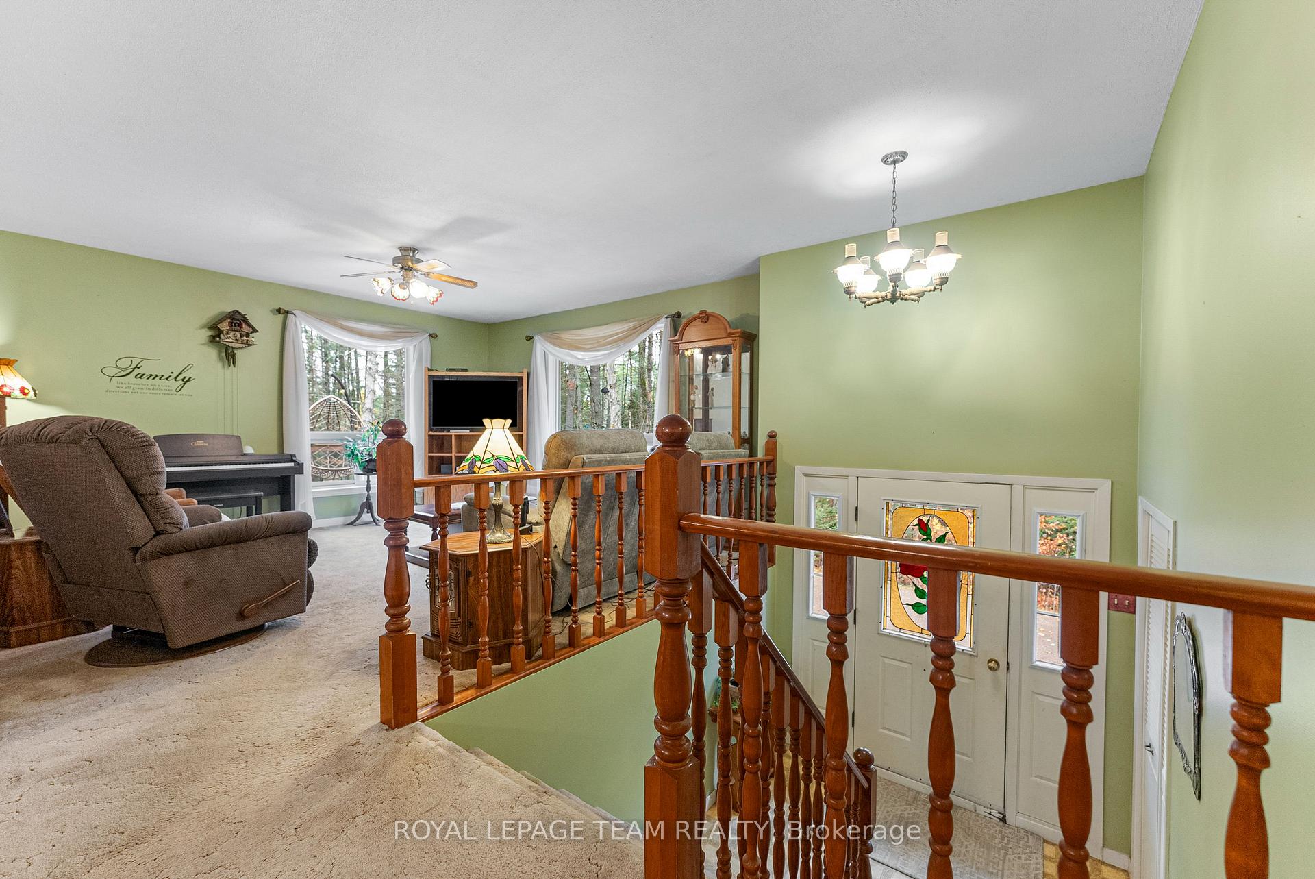 Photo 8 of 725 Marsh Road, North Algona Wilberforce, North Algona/Wilberforce Twp — HOMEH