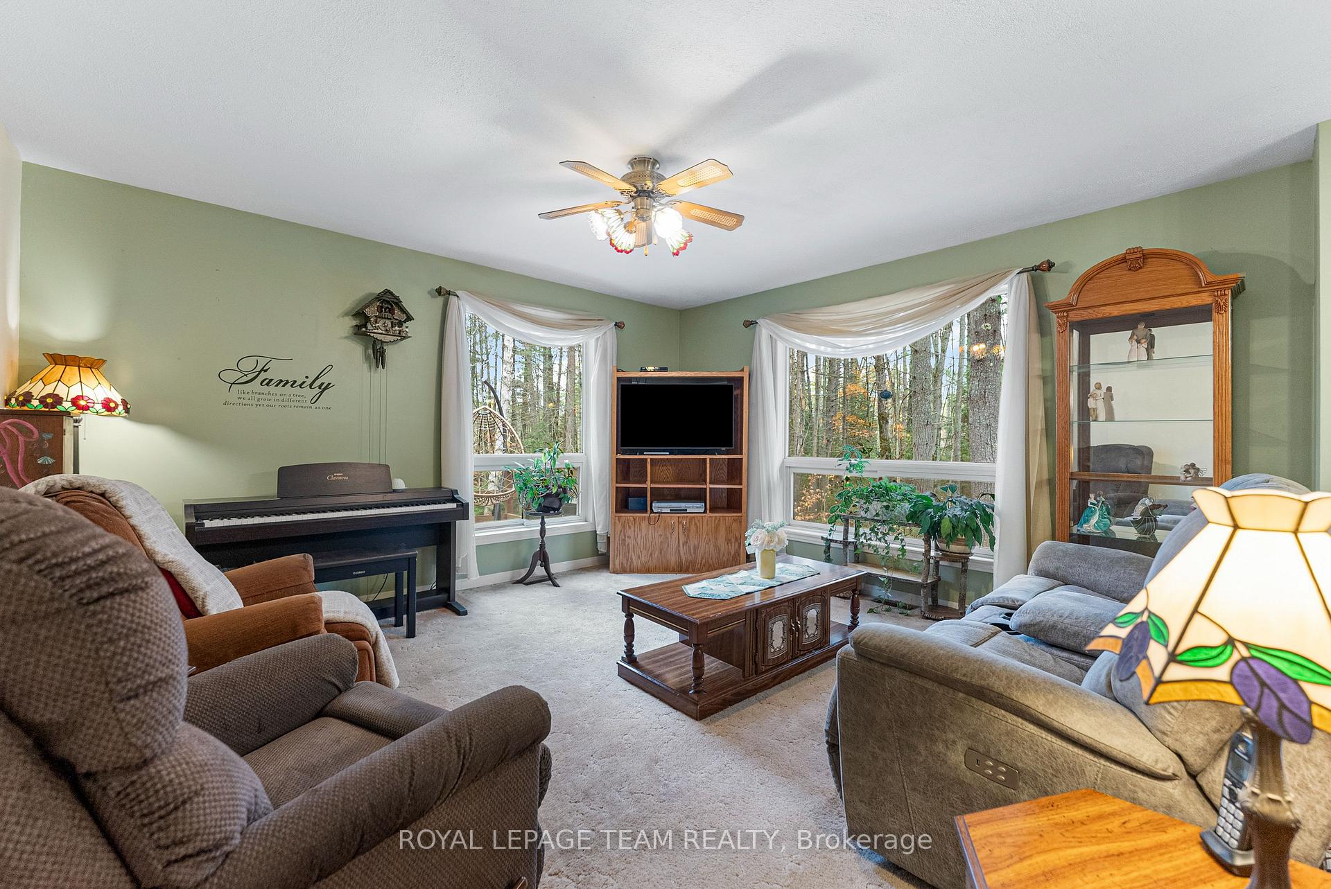Photo 9 of 725 Marsh Road, North Algona Wilberforce, North Algona/Wilberforce Twp — HOMEH