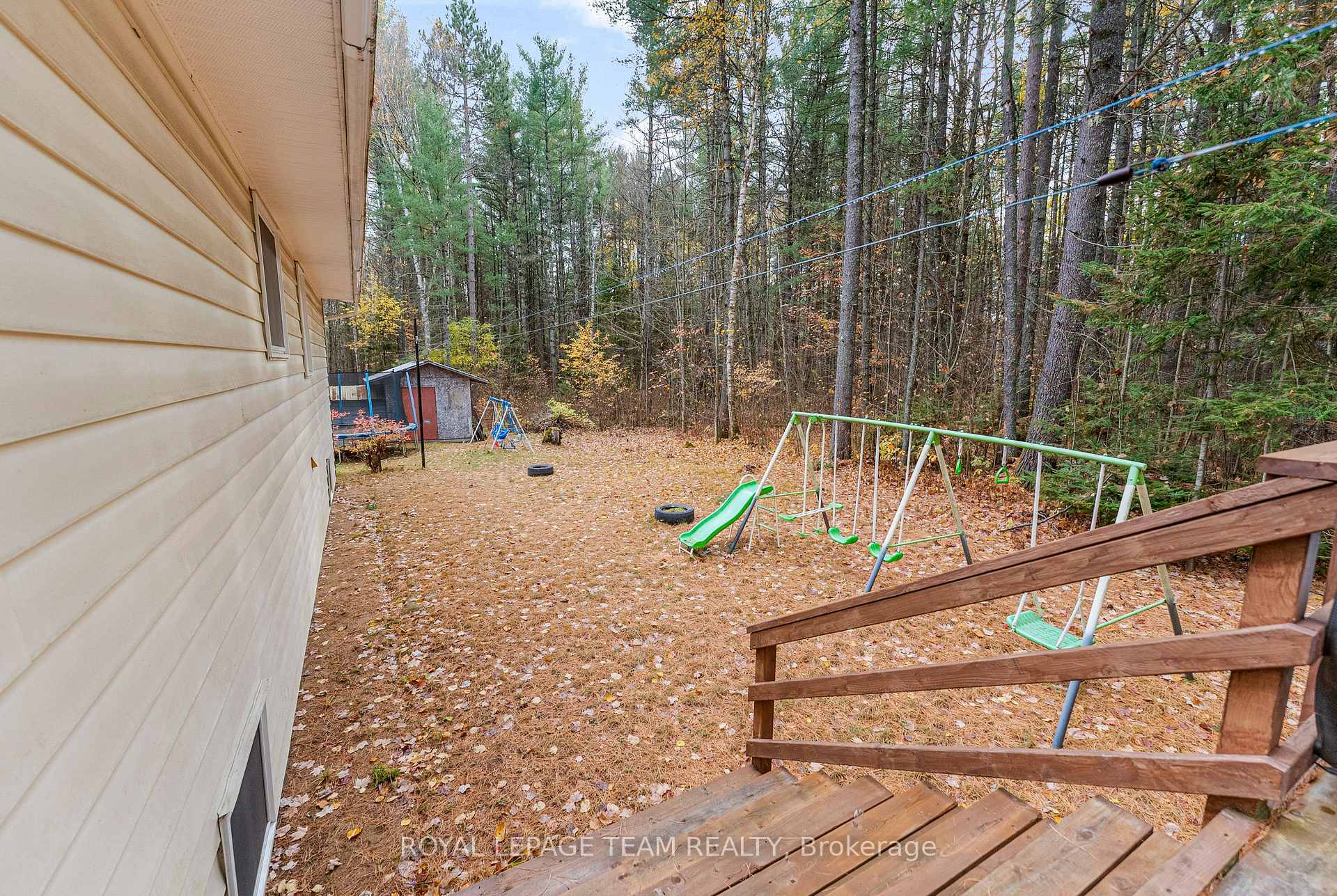 Photo 32 of 725 Marsh Road, North Algona Wilberforce, North Algona/Wilberforce Twp — HOMEH