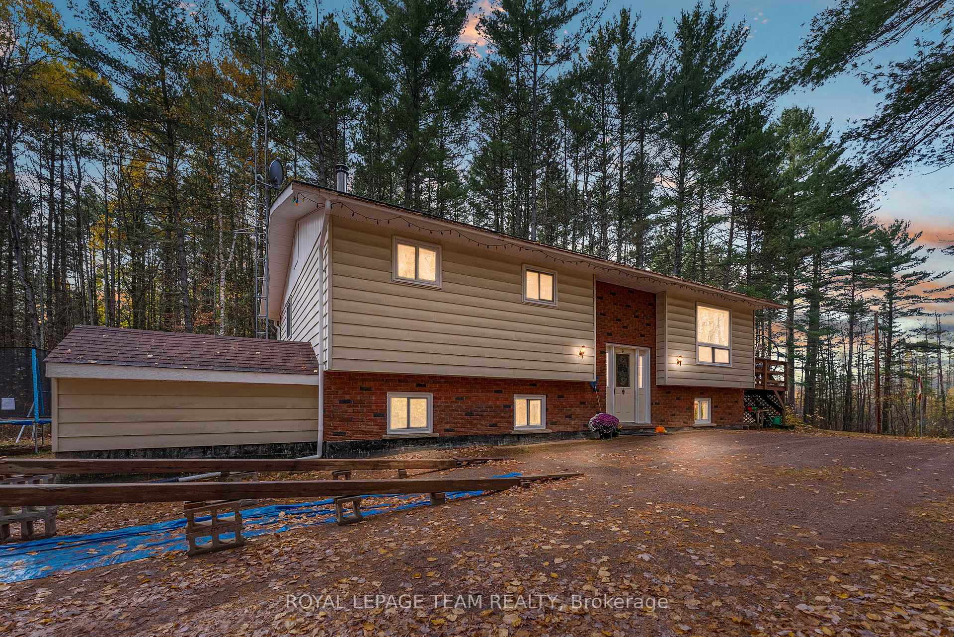 Photo 44 of 725 Marsh Road, North Algona Wilberforce, North Algona/Wilberforce Twp — HOMEH