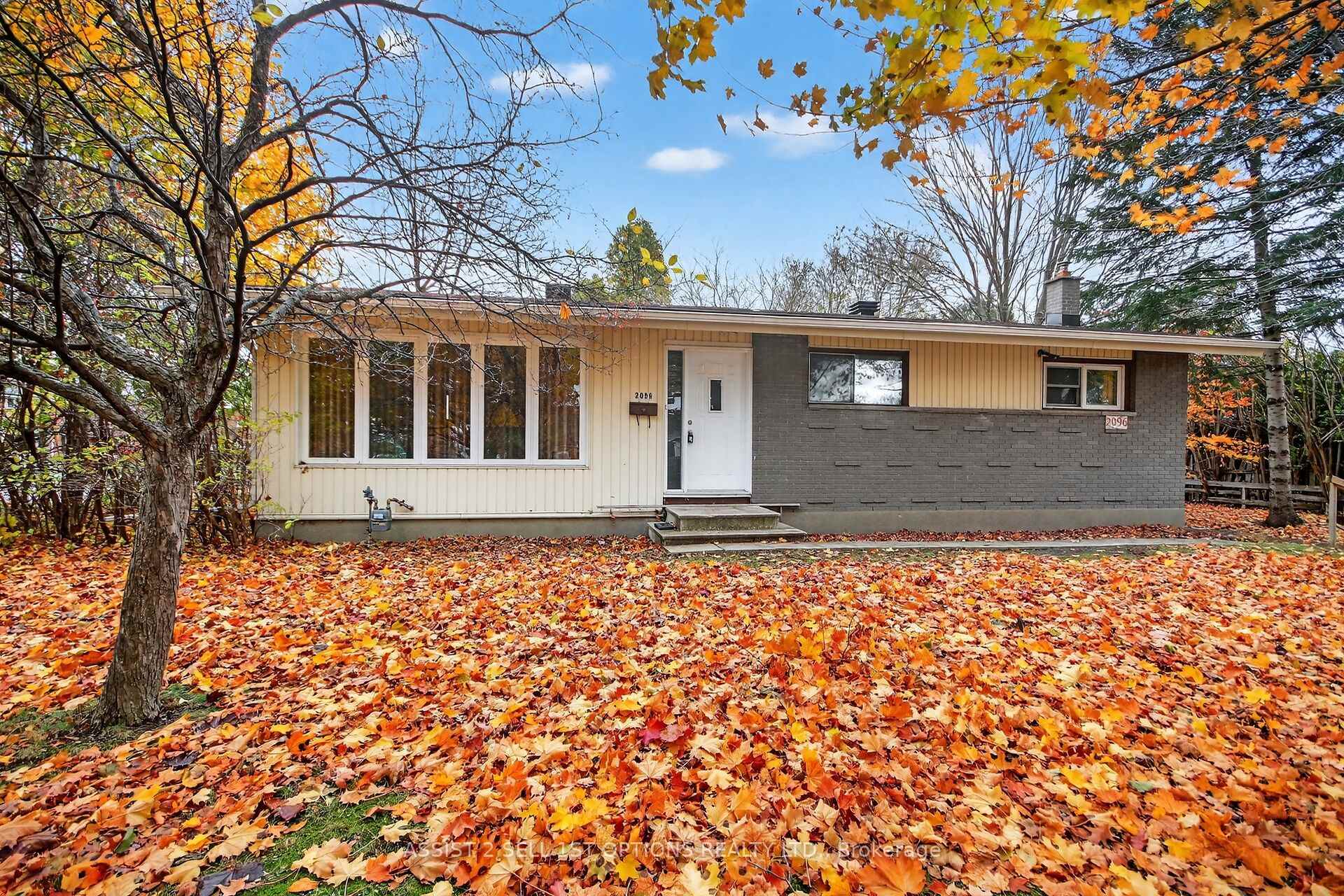 Photo 1 of 2096 Kingsley Road, Ottawa, Parkway Park — HOMEH