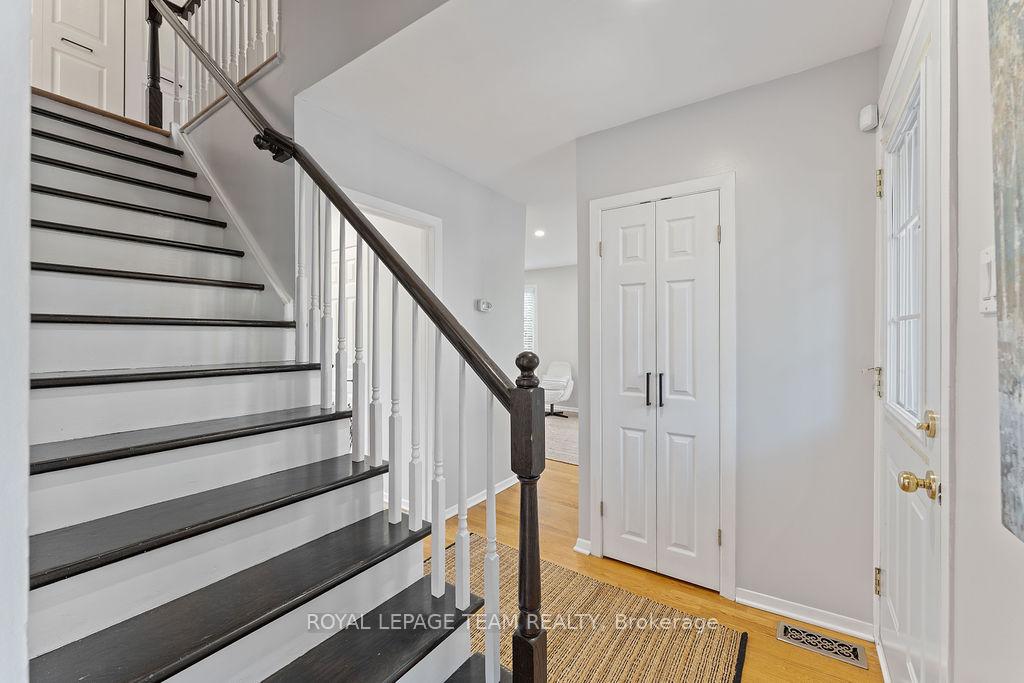 Photo 4 of 89 Crichton Street, Ottawa, New Edinburgh — HOMEH