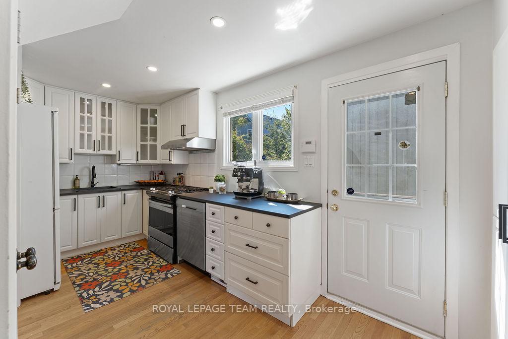 Photo 10 of 89 Crichton Street, Ottawa, New Edinburgh — HOMEH
