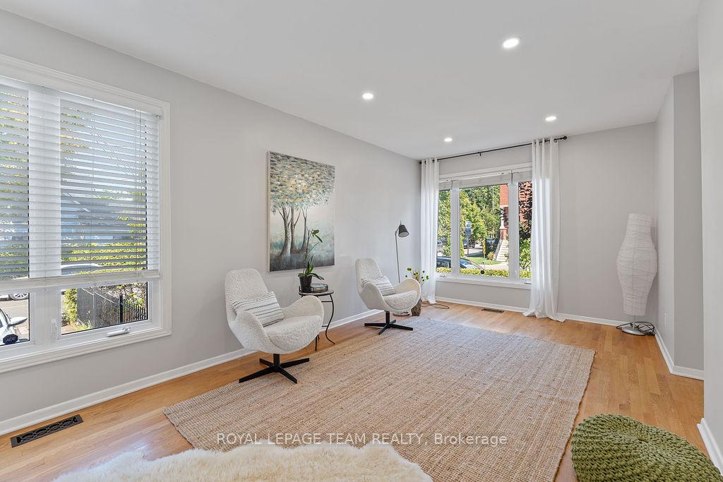 Photo 17 of 89 Crichton Street, Ottawa, New Edinburgh — HOMEH
