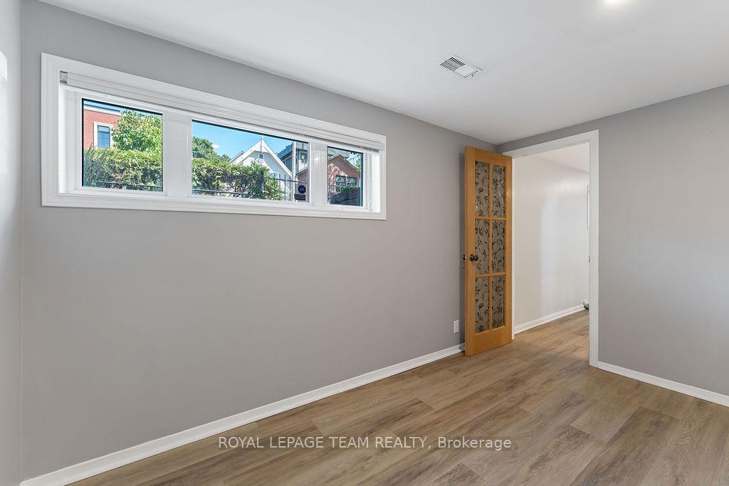 Photo 31 of 89 Crichton Street, Ottawa, New Edinburgh — HOMEH