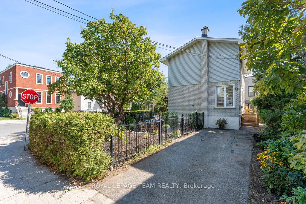 Photo 34 of 89 Crichton Street, Ottawa, New Edinburgh — HOMEH