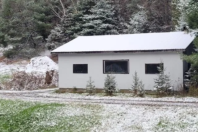 Photo 9 of 669 Rye Road, Parry Sound — HOMEH