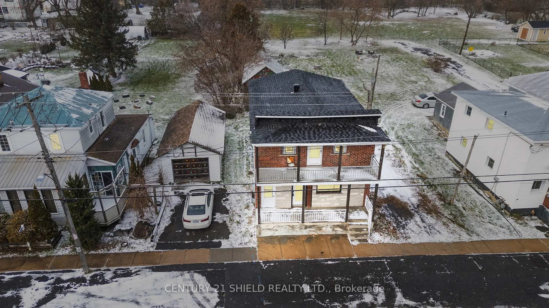 Photo 2 of 21927 Main Street, North Glengarry, North Glengarry (Lochiel) Twp — HOMEH