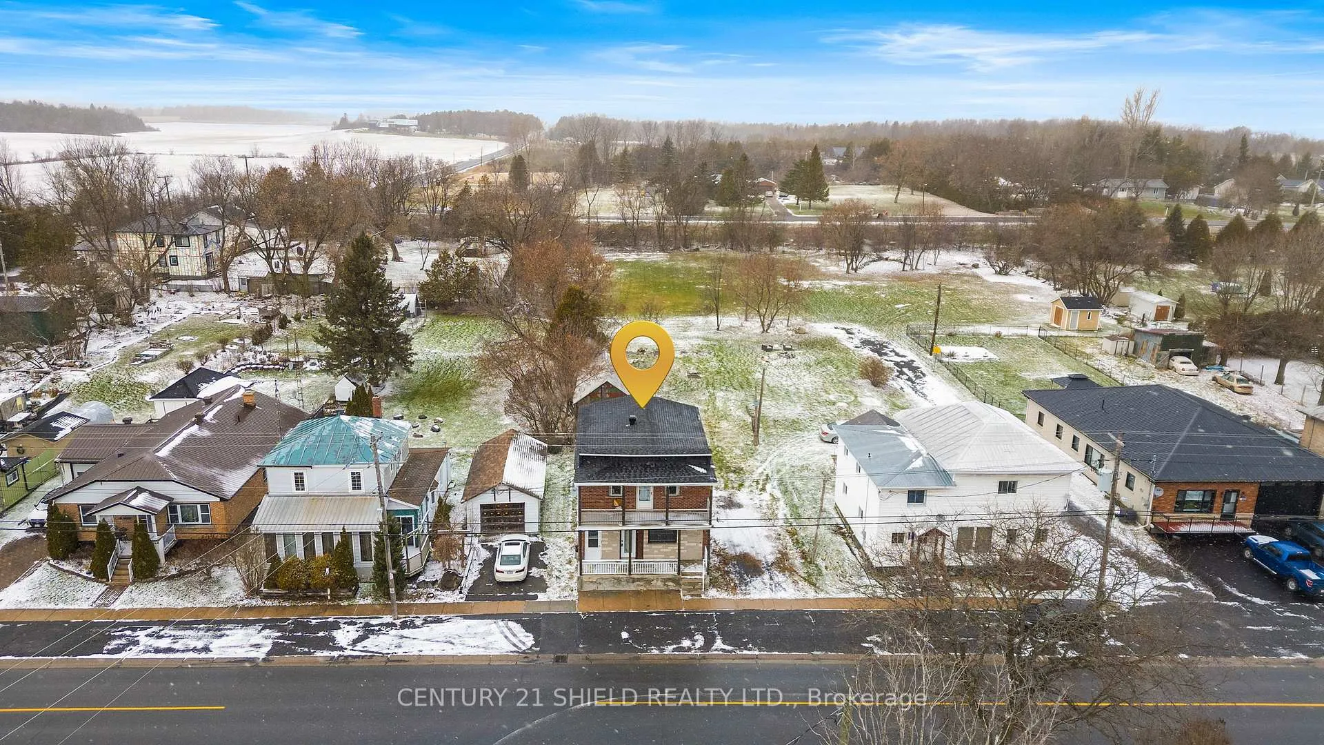 Photo 4 of 21927 Main Street, North Glengarry, North Glengarry (Lochiel) Twp — HOMEH