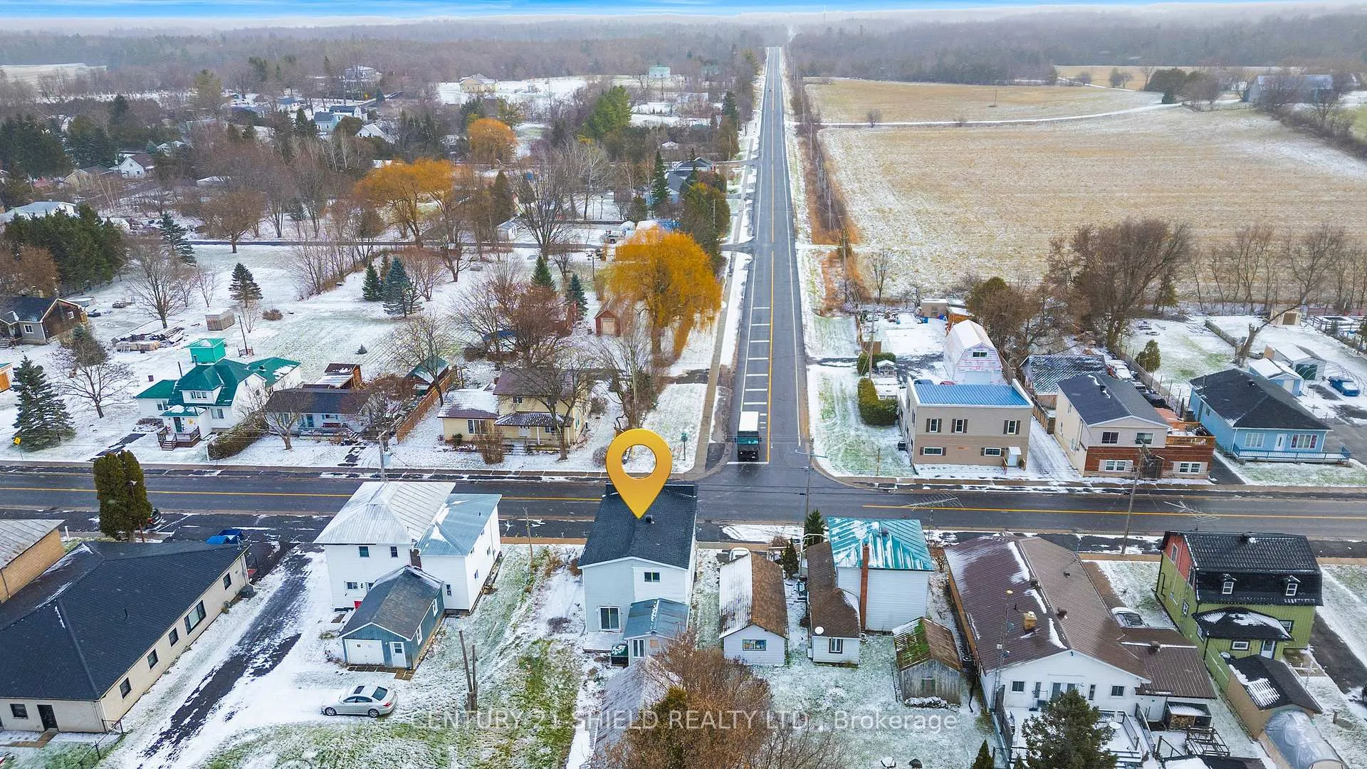 Photo 5 of 21927 Main Street, North Glengarry, North Glengarry (Lochiel) Twp — HOMEH