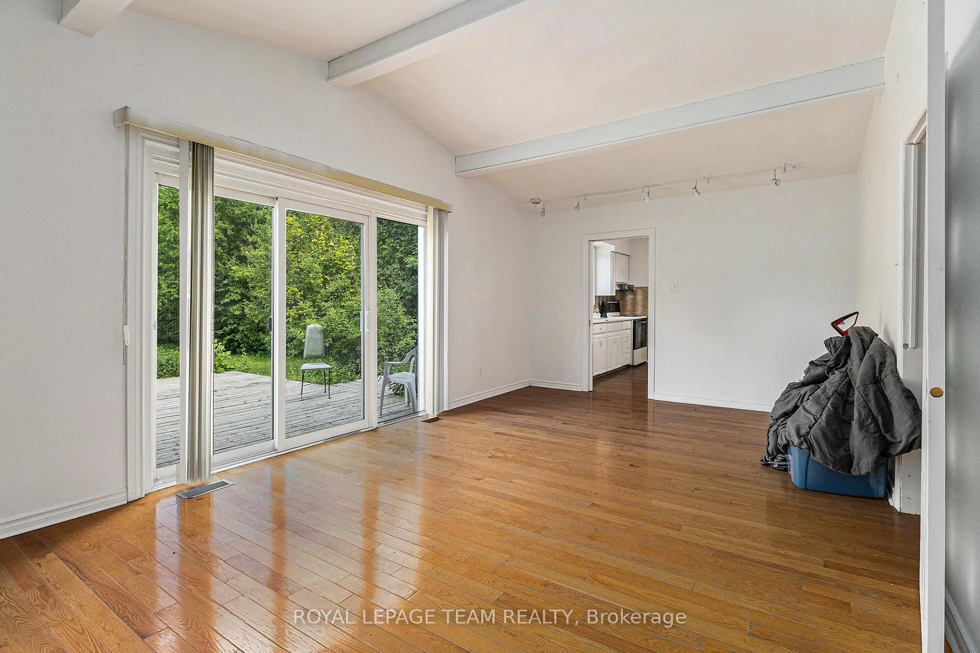Photo 6 of 1285 Fellows Road, Ottawa, Parkway Park — HOMEH