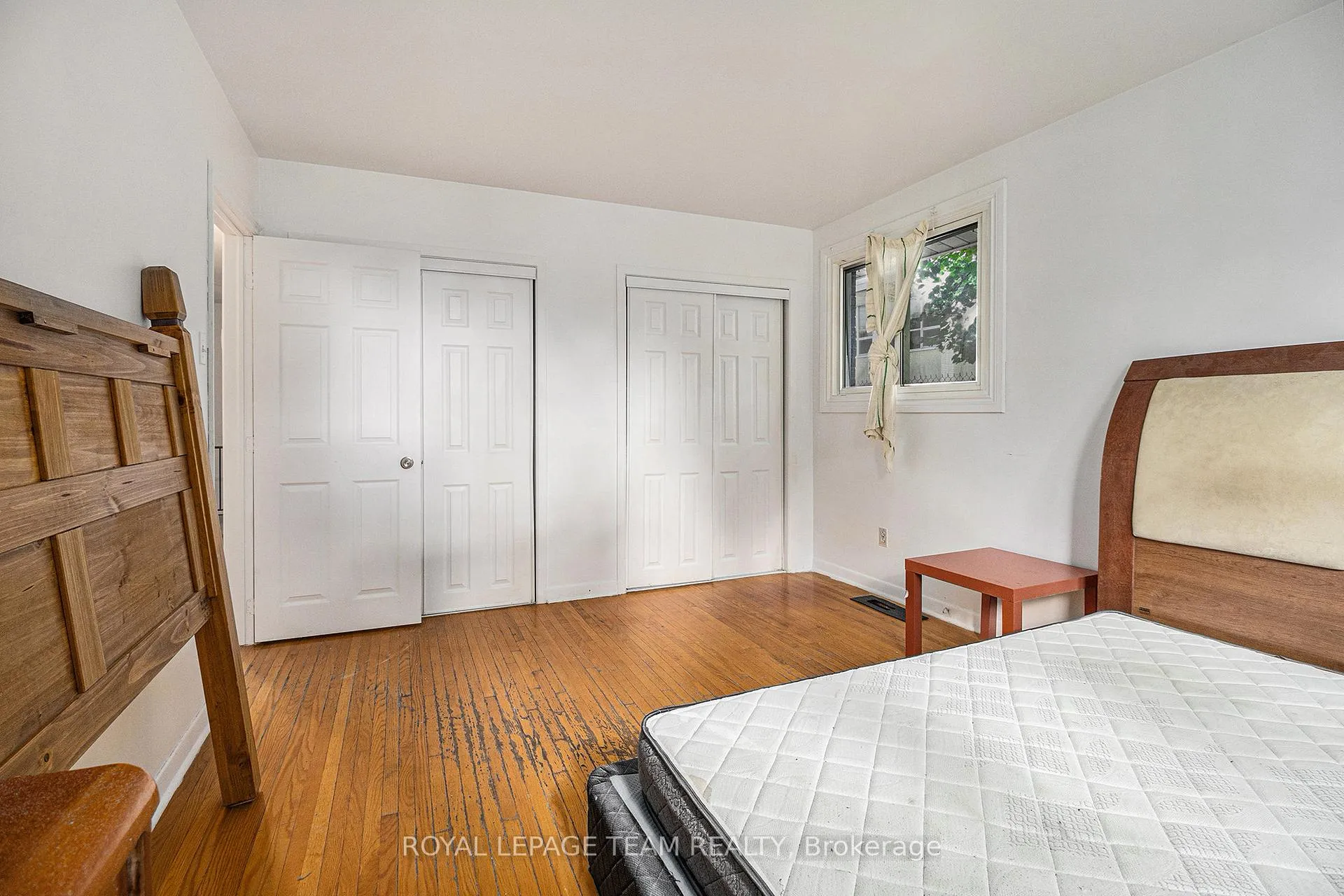 Photo 12 of 1285 Fellows Road, Ottawa, Parkway Park — HOMEH