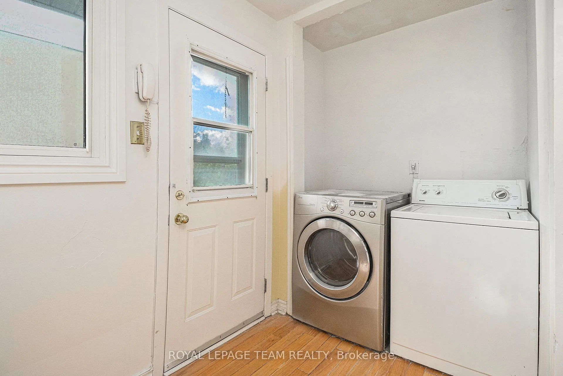 Photo 21 of 1285 Fellows Road, Ottawa, Parkway Park — HOMEH