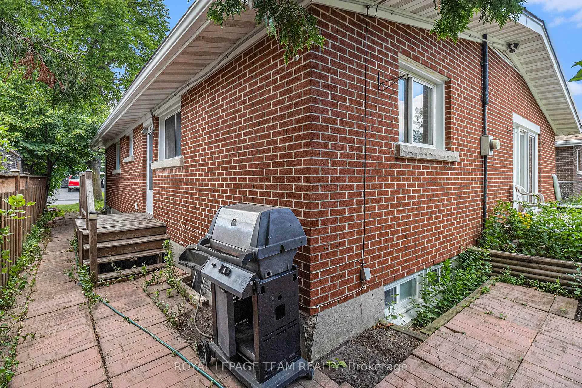 Photo 26 of 1285 Fellows Road, Ottawa, Parkway Park — HOMEH