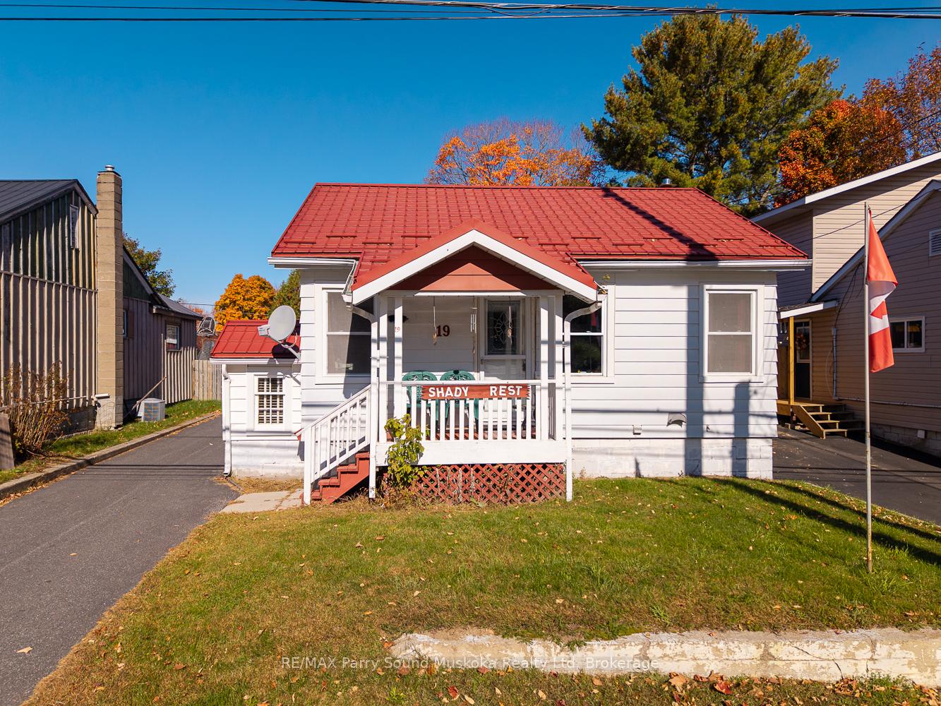 Front of 19 Isabella Street