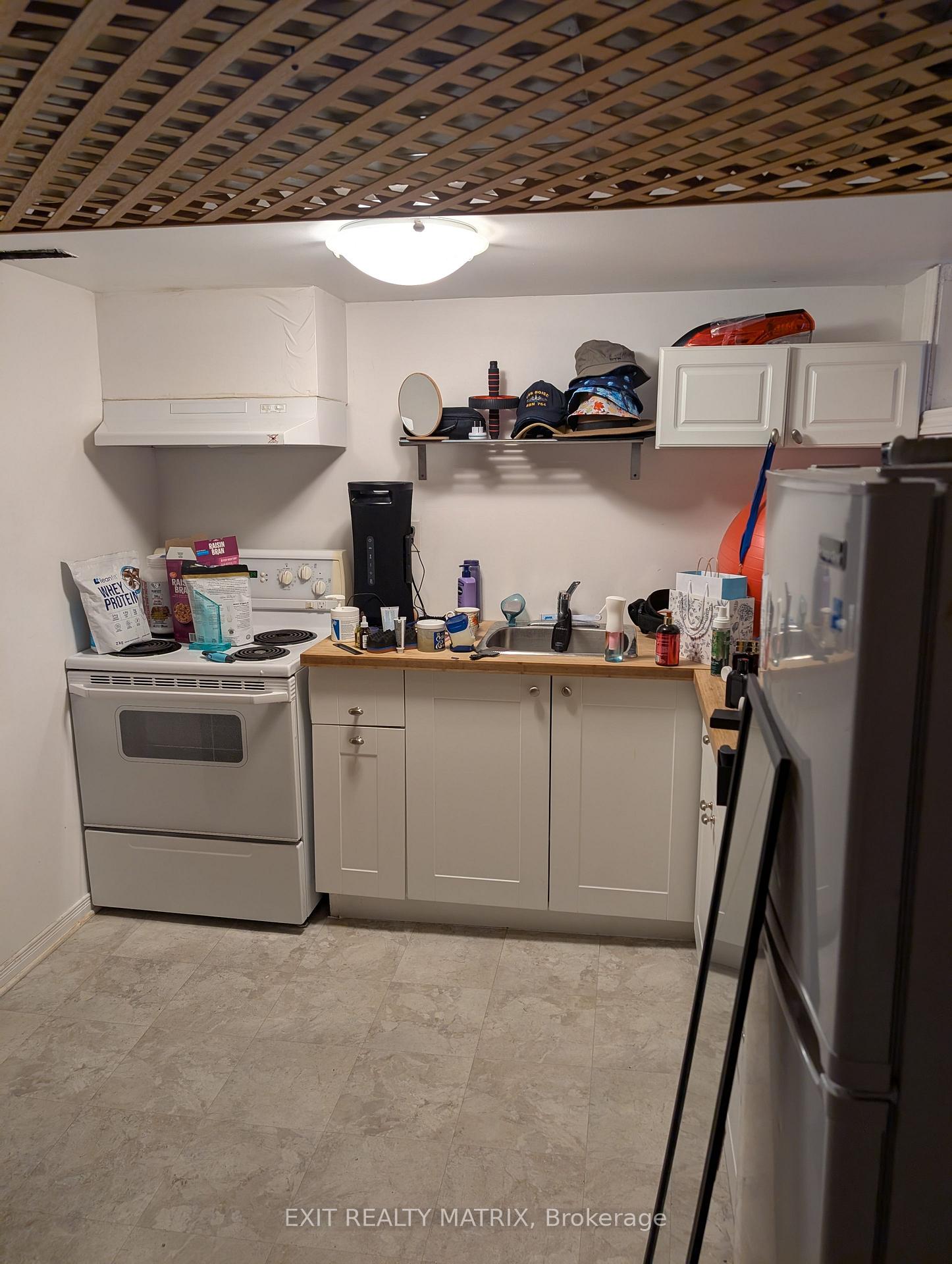 Photo 15 of 393 Donald Street, Ottawa, Overbrook/Castle Heights — HOMEH