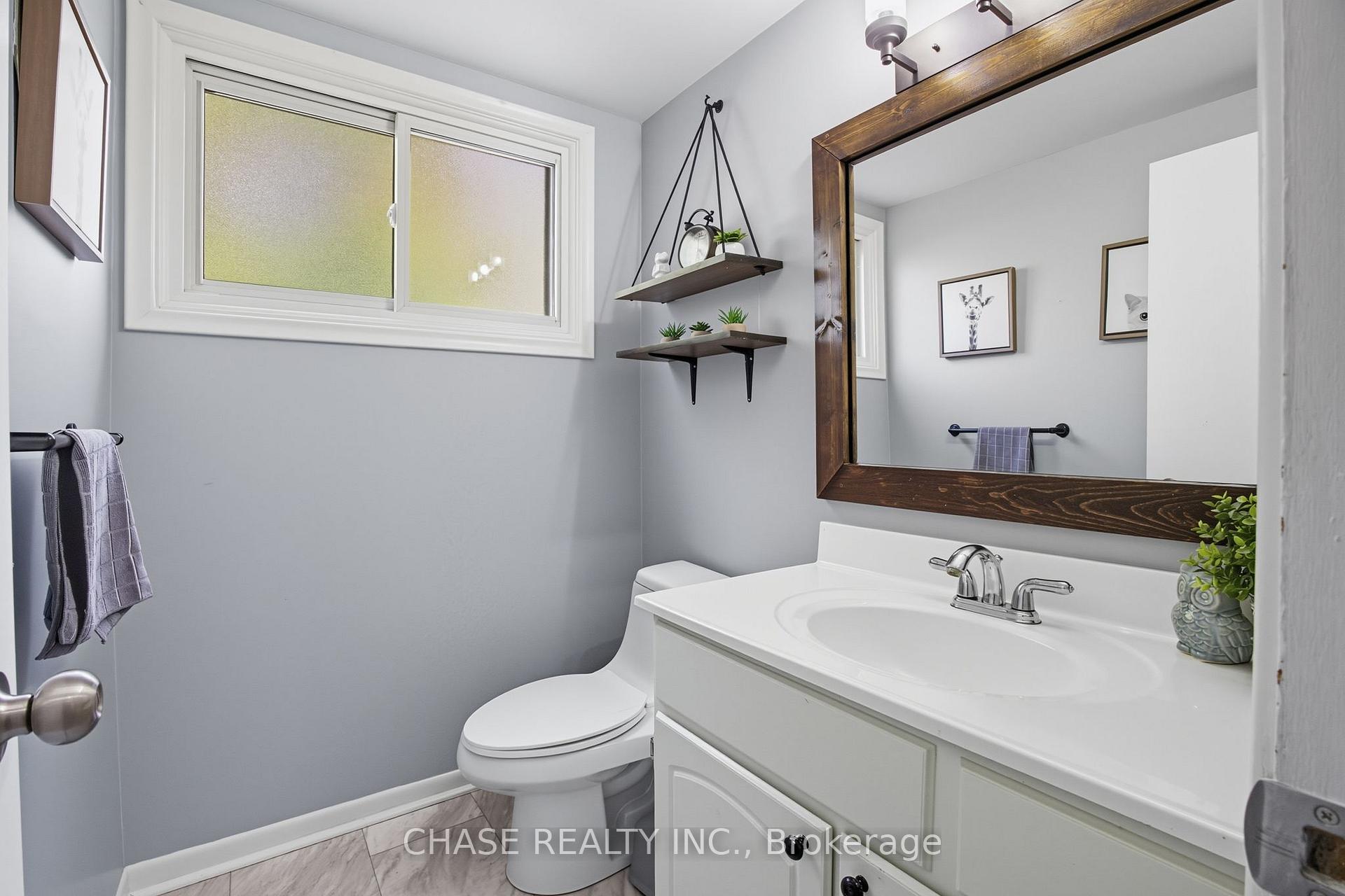Photo 19 of 119 Oak Street, Norfolk, Simcoe — HOMEH