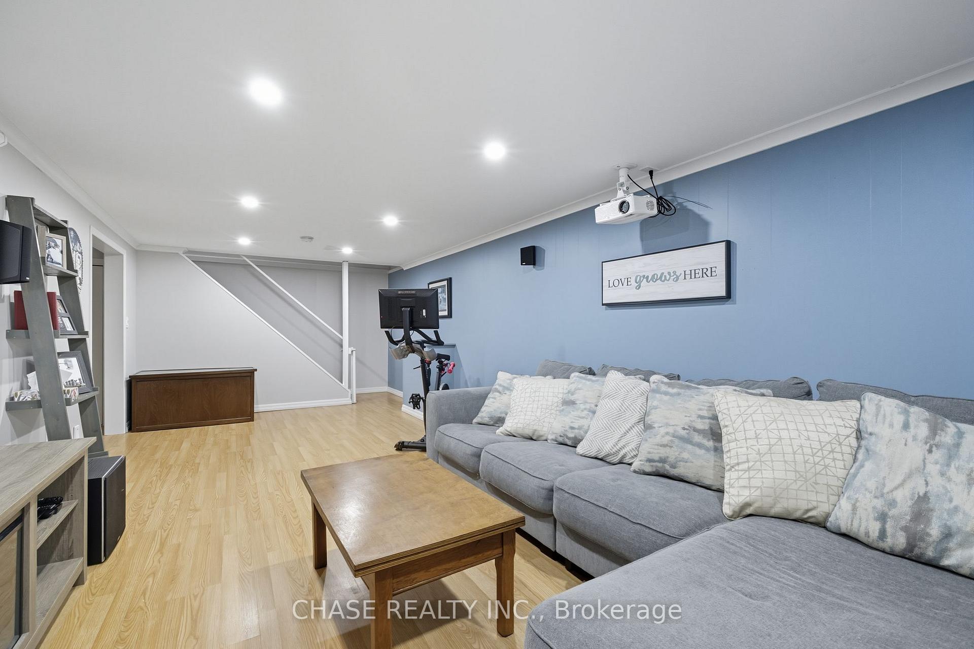 Photo 30 of 119 Oak Street, Norfolk, Simcoe — HOMEH