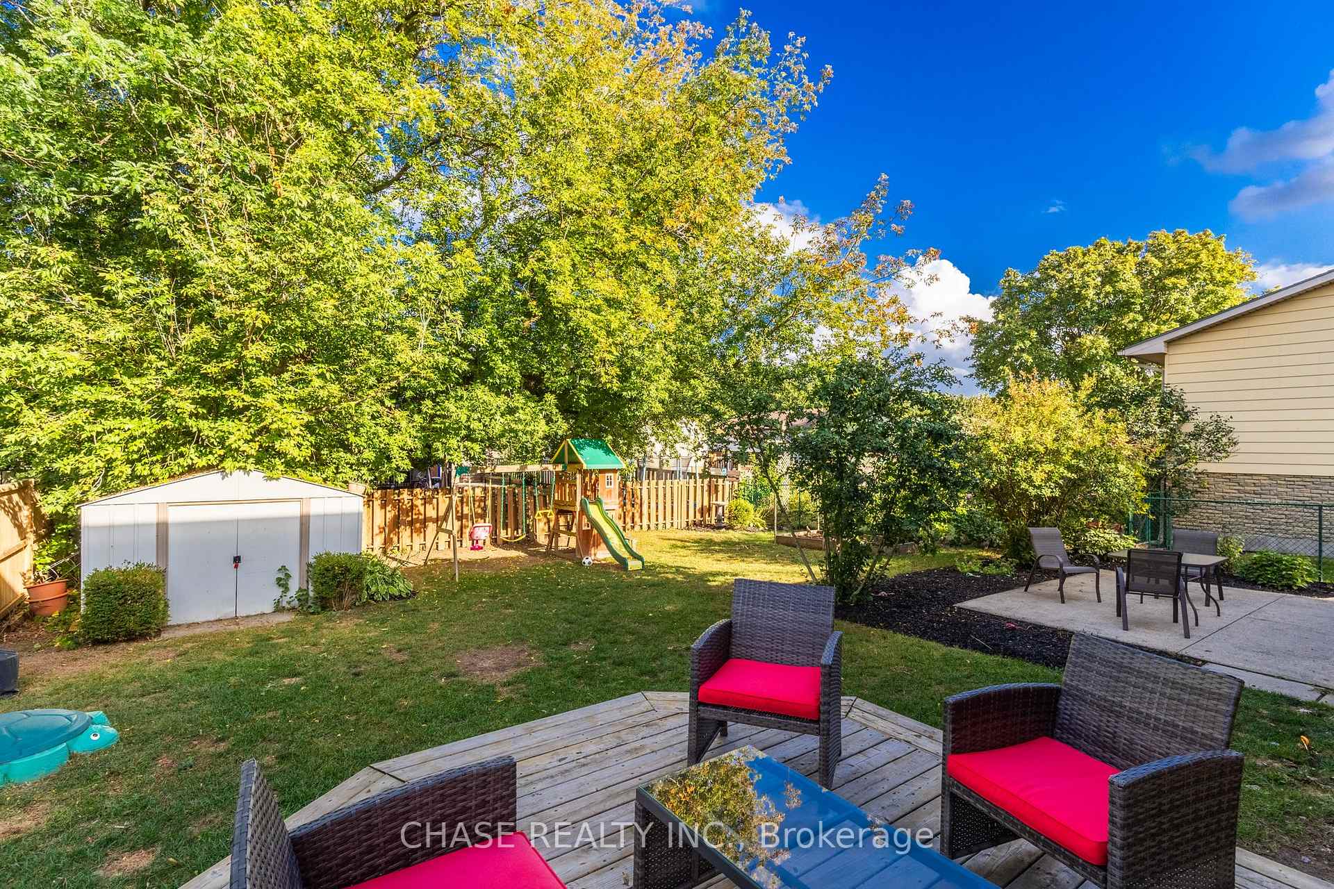 Photo 37 of 119 Oak Street, Norfolk, Simcoe — HOMEH