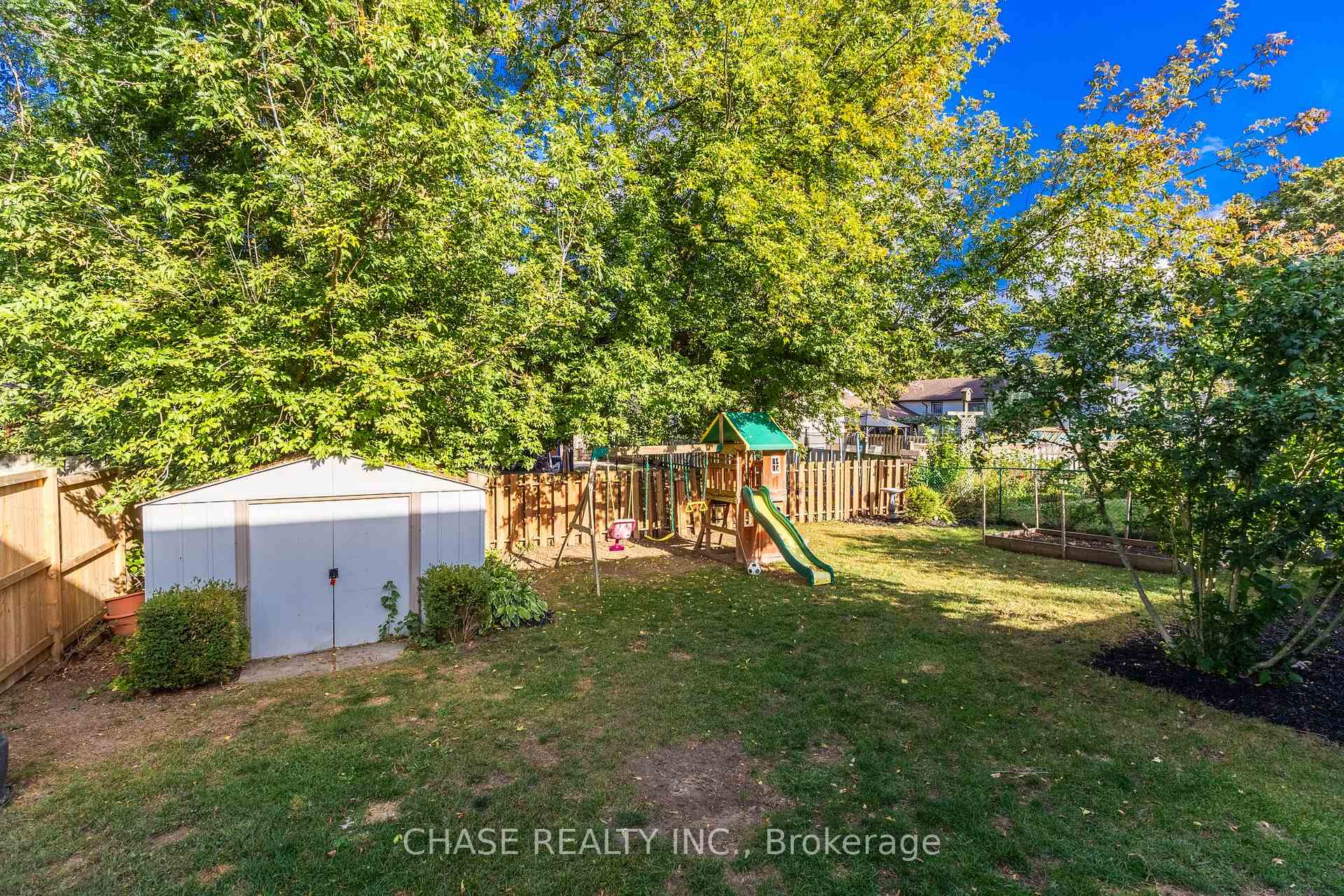 Photo 41 of 119 Oak Street, Norfolk, Simcoe — HOMEH