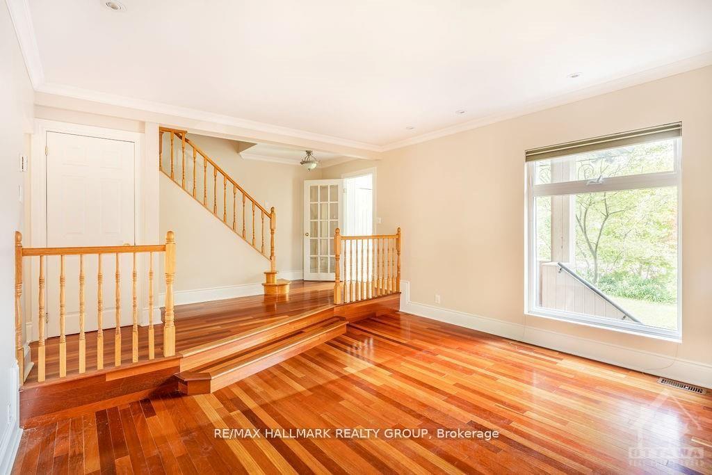 Photo 4 of 48 Springfield Road, Ottawa, Lindenlea — HOMEH