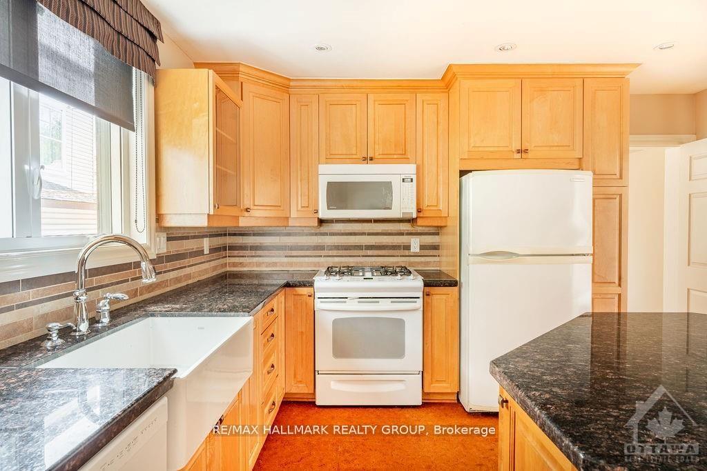 Photo 10 of 48 Springfield Road, Ottawa, Lindenlea — HOMEH