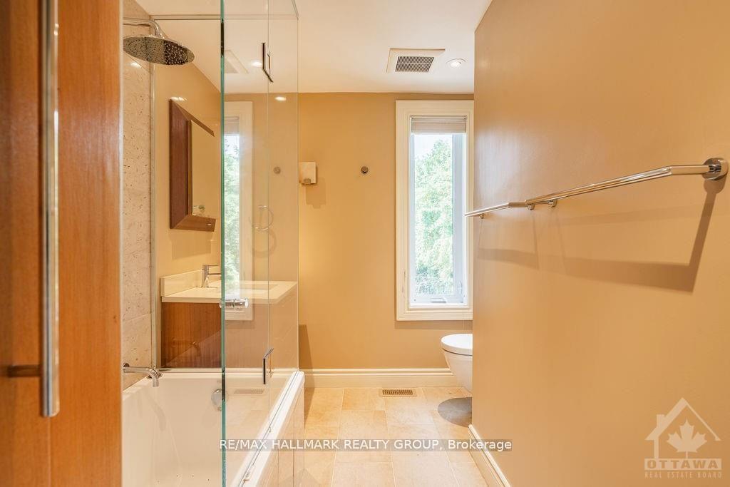 Photo 19 of 48 Springfield Road, Ottawa, Lindenlea — HOMEH