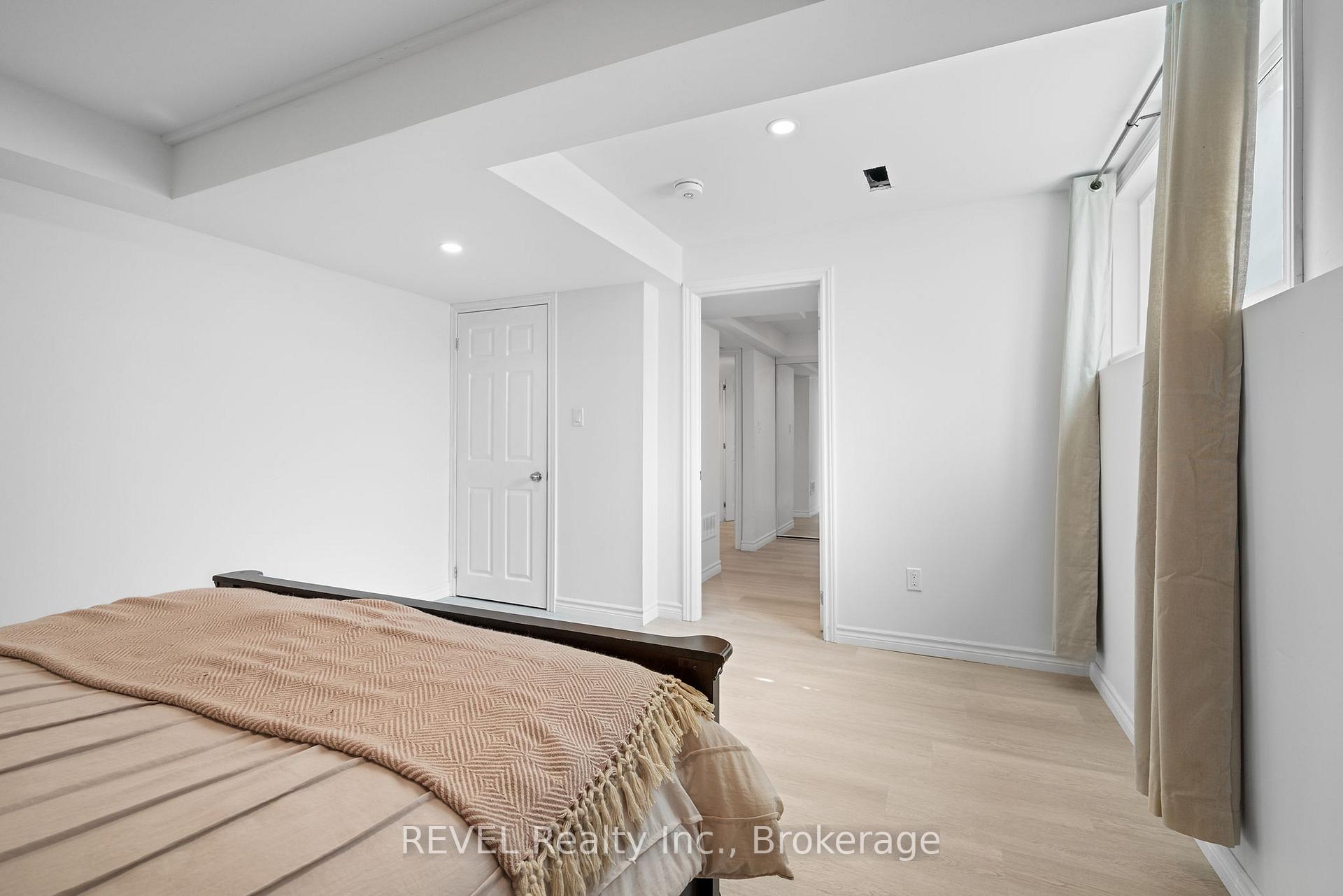 Photo 17 of Unit Lower, 14 Michaela Crescent, Pelham, Fonthill — HOMEH