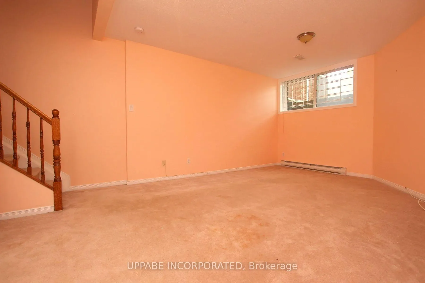Photo 11 of 6075 Pineglade Crescent, Ottawa, Chapel Hill South - Orleans Village — HOMEH