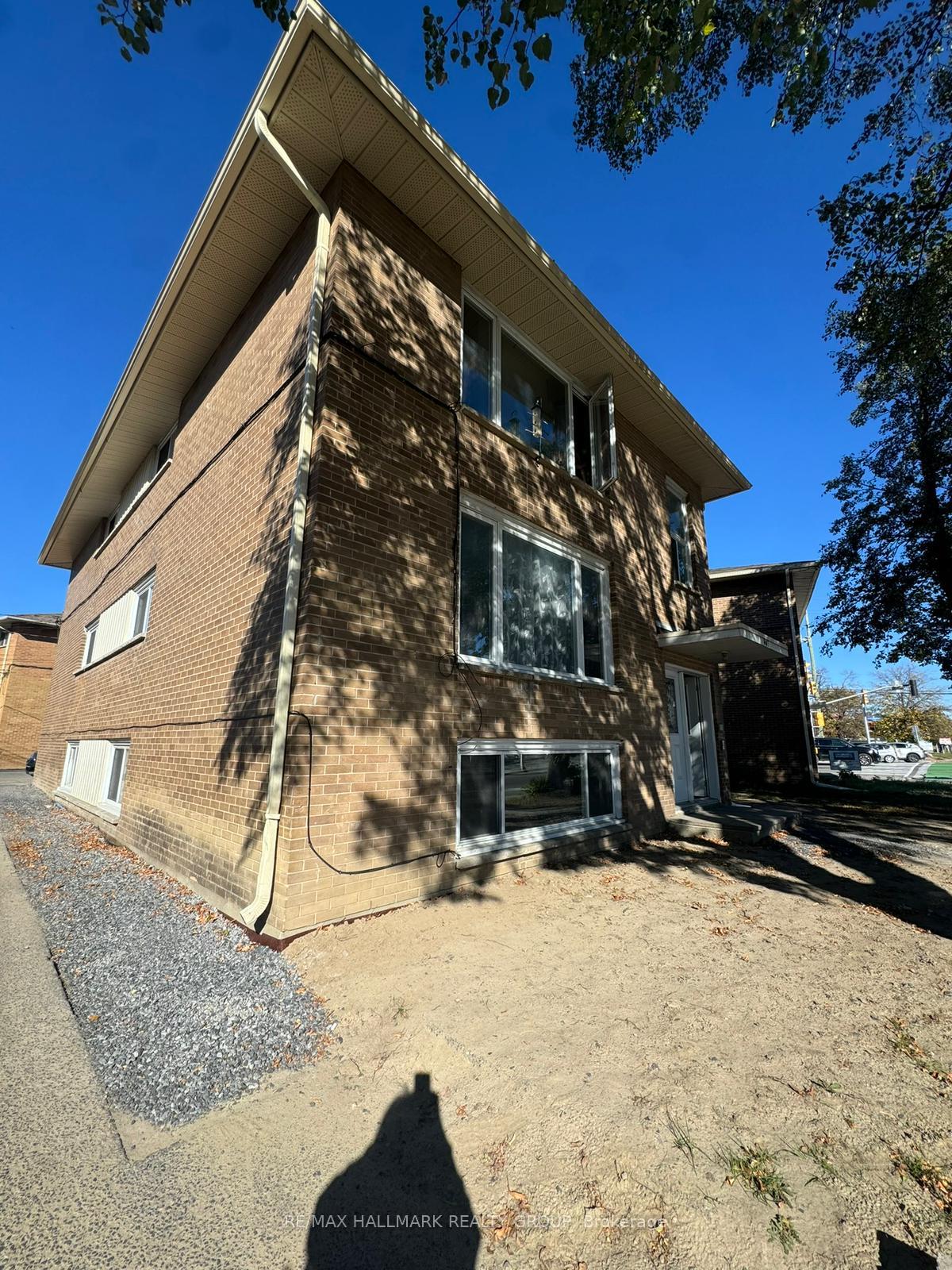 Photo 1 of Unit 1, 605 Donald Street, Ottawa, Overbrook/Castle Heights — HOMEH
