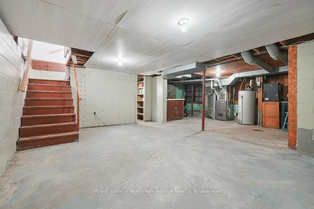 Photo 18 of 9 Hillcrest Avenue, Parry Sound — HOMEH