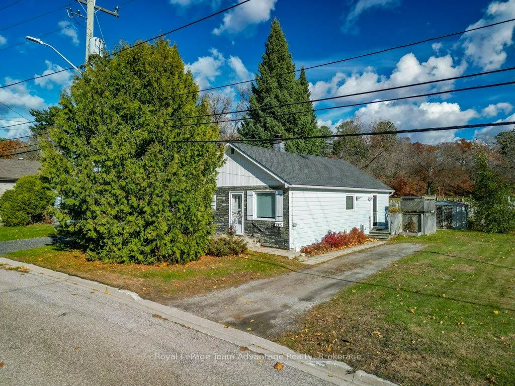 Photo 36 of 9 Hillcrest Avenue, Parry Sound — HOMEH