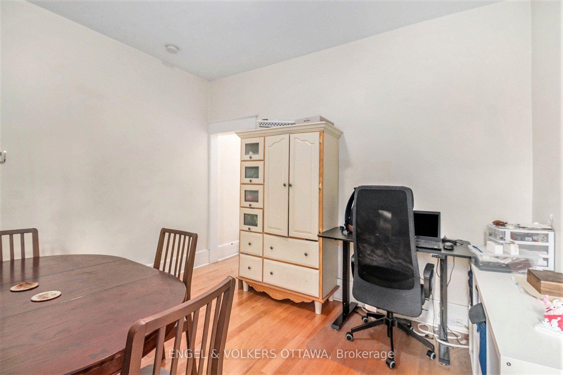 Photo 2 of Unit 1, 172 Ivy Crescent, Ottawa, Lindenlea — HOMEH