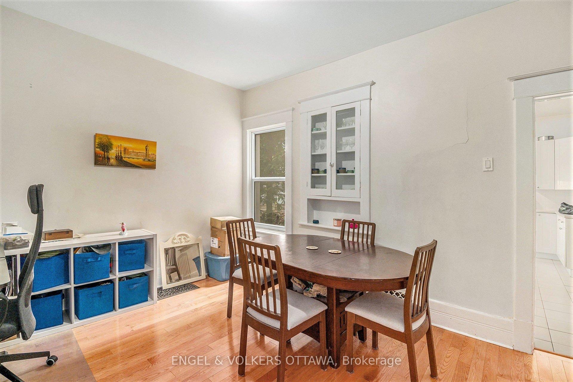 Photo 3 of Unit 1, 172 Ivy Crescent, Ottawa, Lindenlea — HOMEH