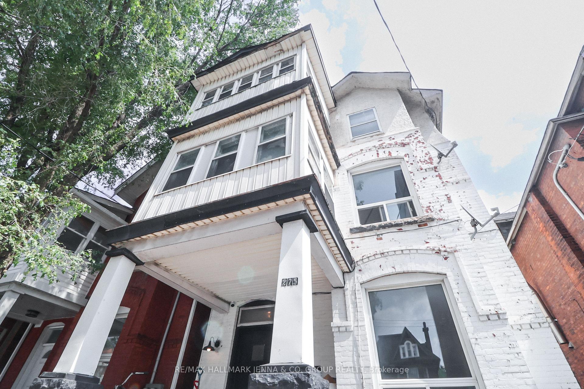 Front of Unit 1, 275 Bronson Avenue
