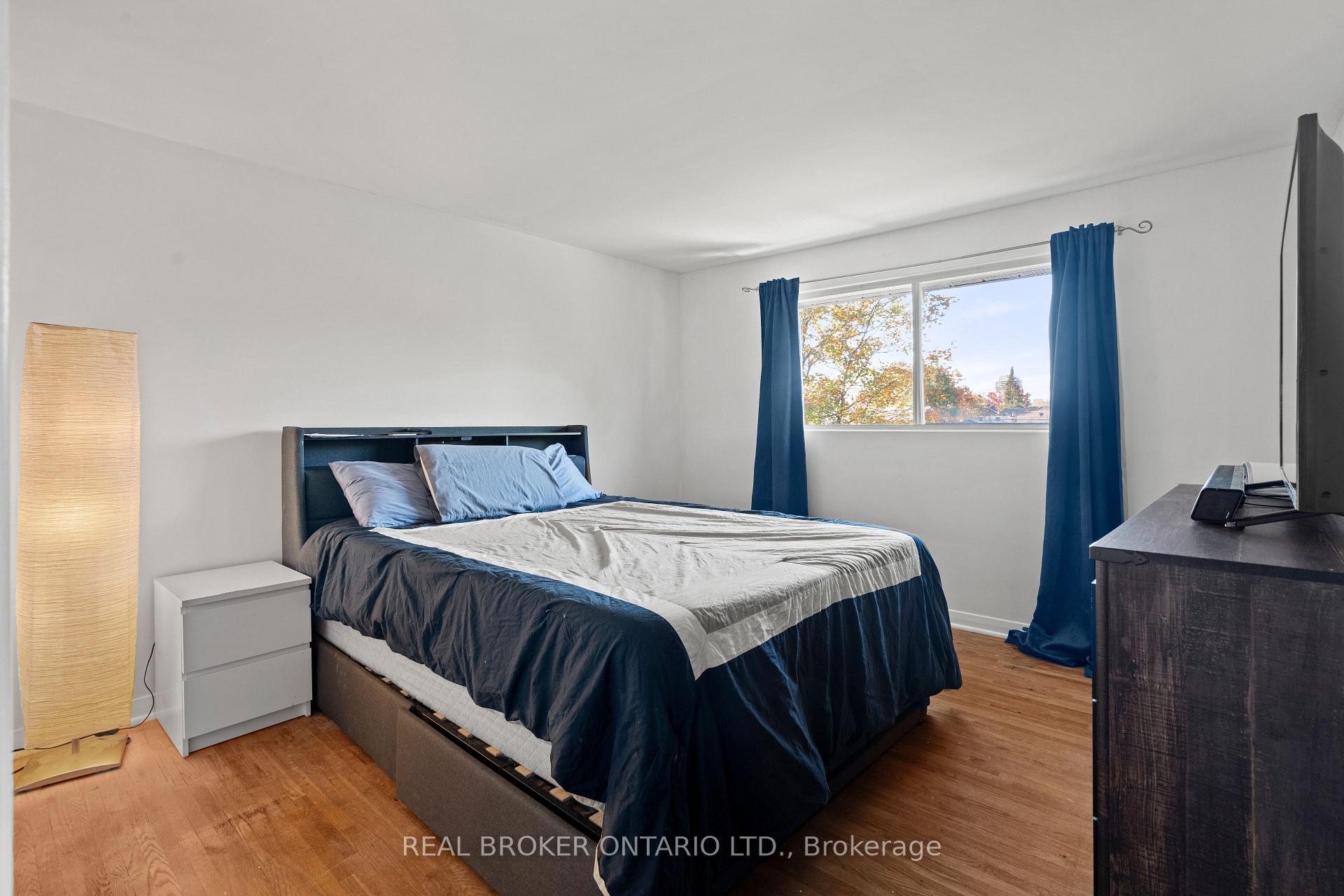 Photo 13 of 1229 Cobden Road, Ottawa, Queensway Terrace South/Ridgeview — HOMEH