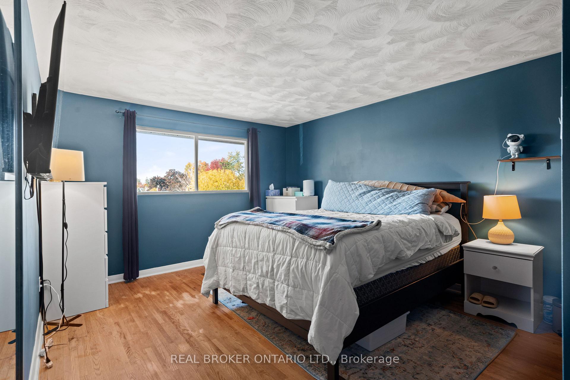 Photo 15 of 1229 Cobden Road, Ottawa, Queensway Terrace South/Ridgeview — HOMEH
