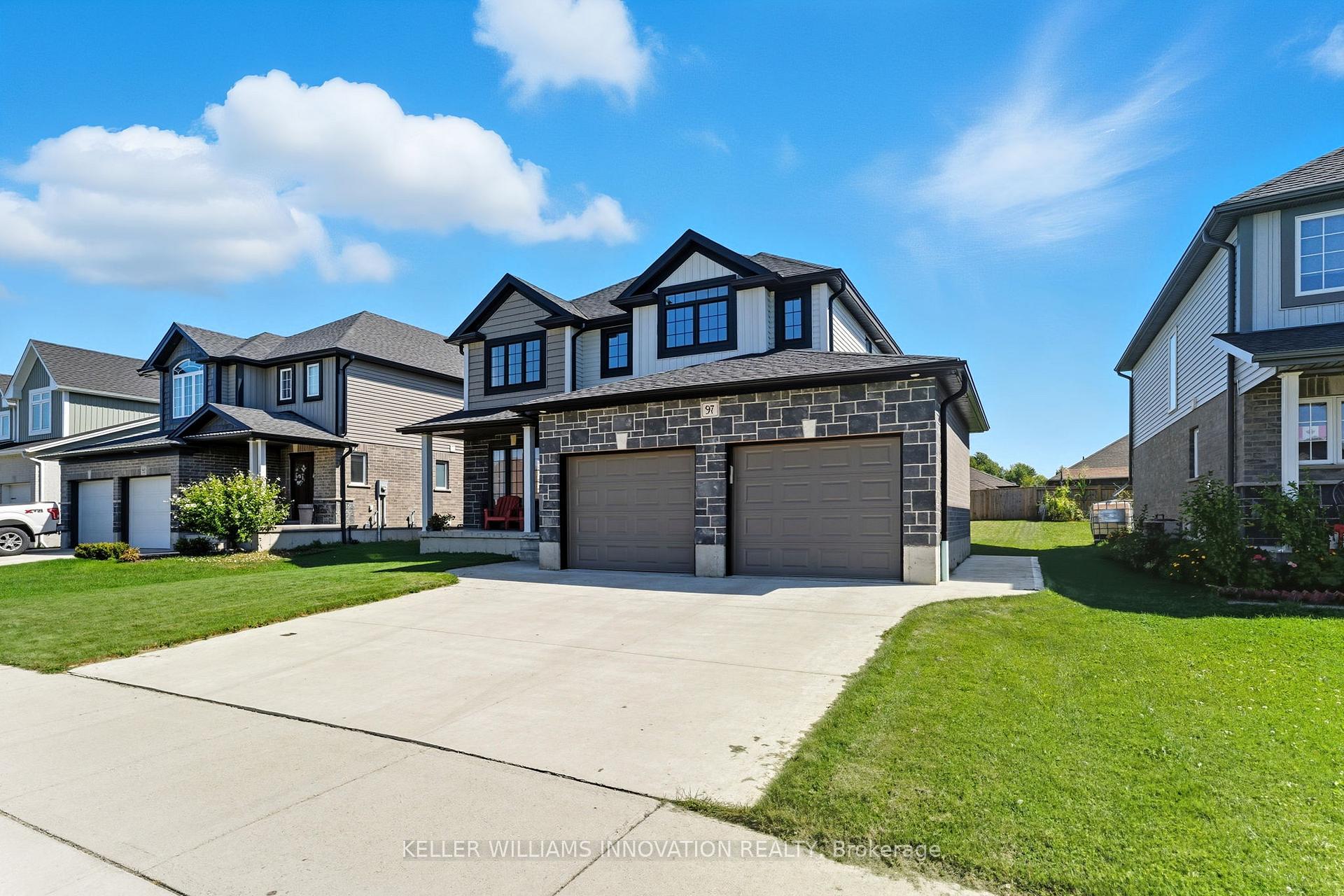 Photo 5 of 97 Forbes Crescent, North Perth, Listowel — HOMEH