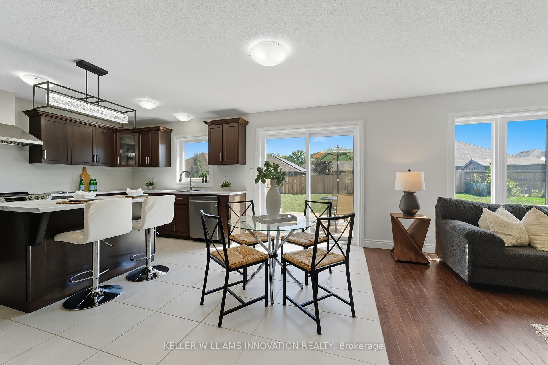 Photo 10 of 97 Forbes Crescent, North Perth, Listowel — HOMEH