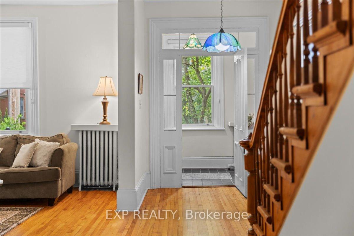 Photo 4 of 107 Stanley Avenue, Ottawa, New Edinburgh — HOMEH