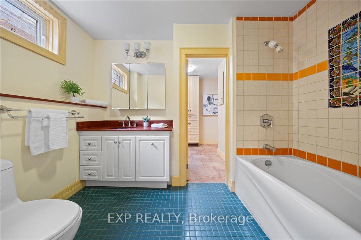 Photo 30 of 107 Stanley Avenue, Ottawa, New Edinburgh — HOMEH