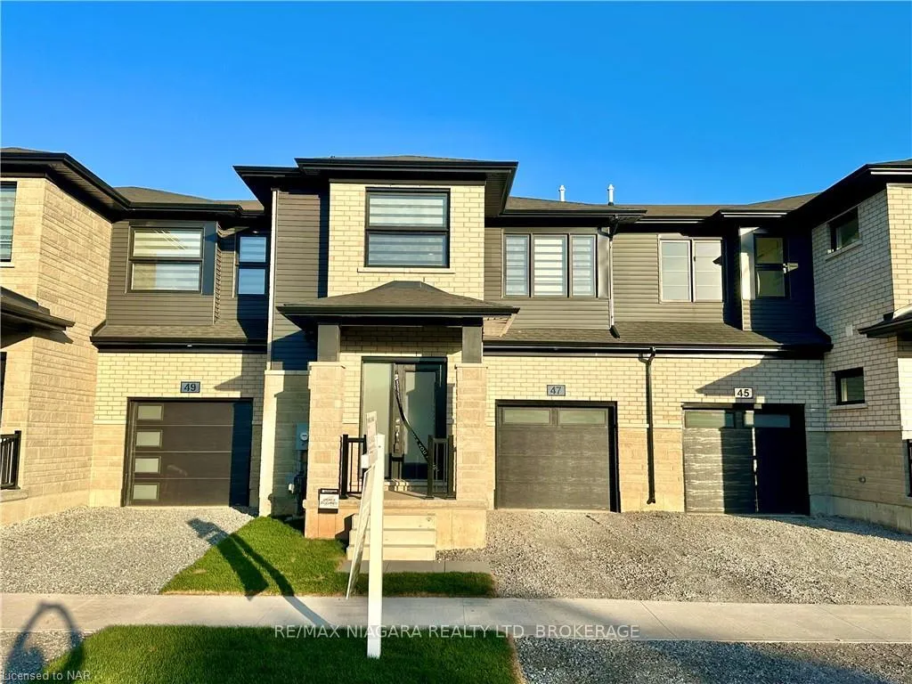 Photo 1 of 47 Saffron Way, Pelham, Fonthill — HOMEH